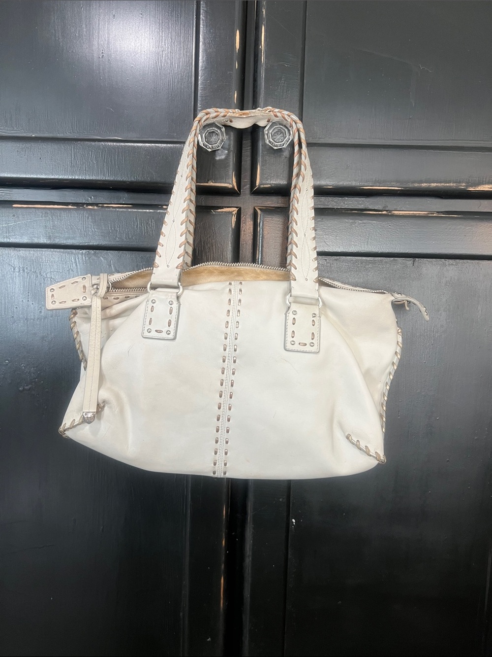 MICHAEL Michael Kors White Leather Shoulder Bag with Brown Whipstitch - Picture 2 of 7